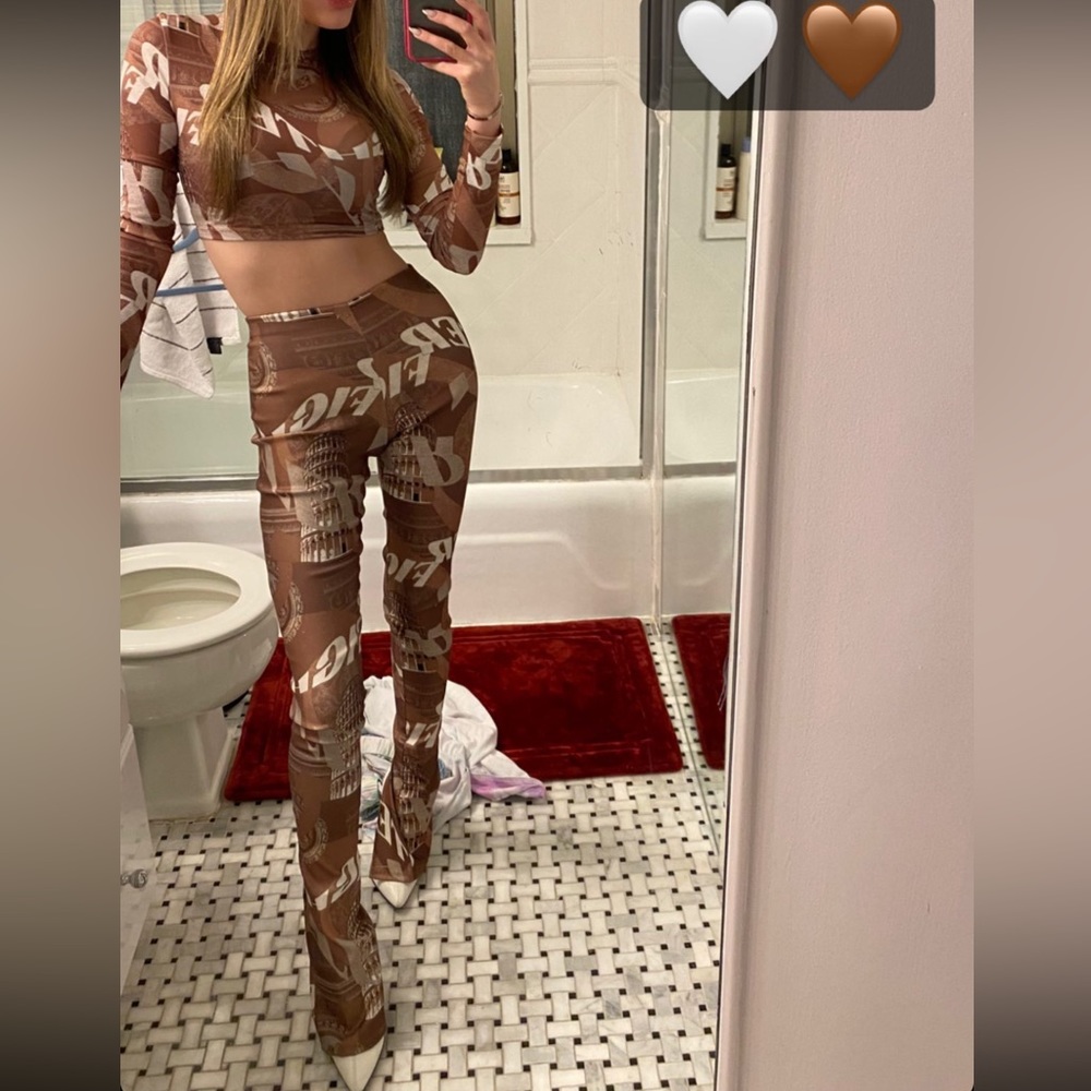 matching chocolate brown printed set - Picture 1 of 10